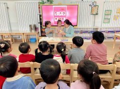 济源市第一长儿园组走进市核心血坐无偿献血科